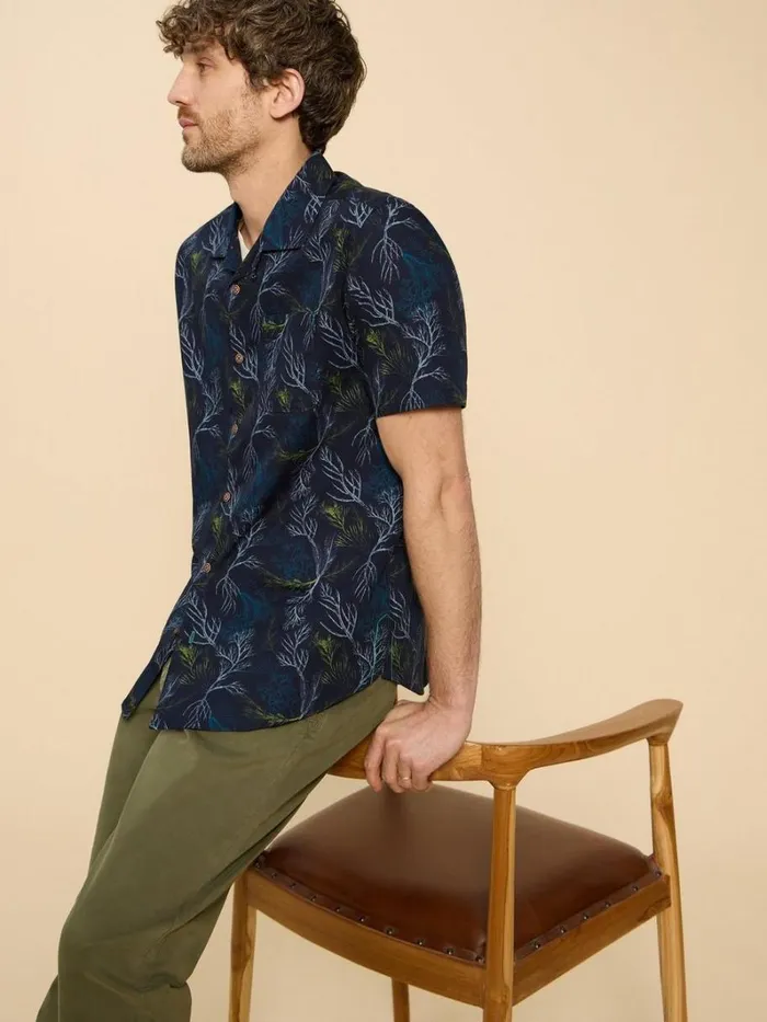 White Stuff SHIRTS Crab Printed SS Shirt Navy Print 8211 Men