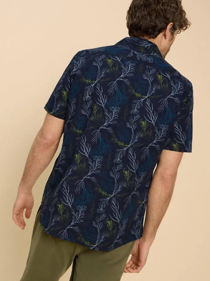 White Stuff SHIRTS Crab Printed SS Shirt Navy Print 8211 Men White Stuff SHIRTS Crab Printed SS Shirt Navy Print 8211 Men