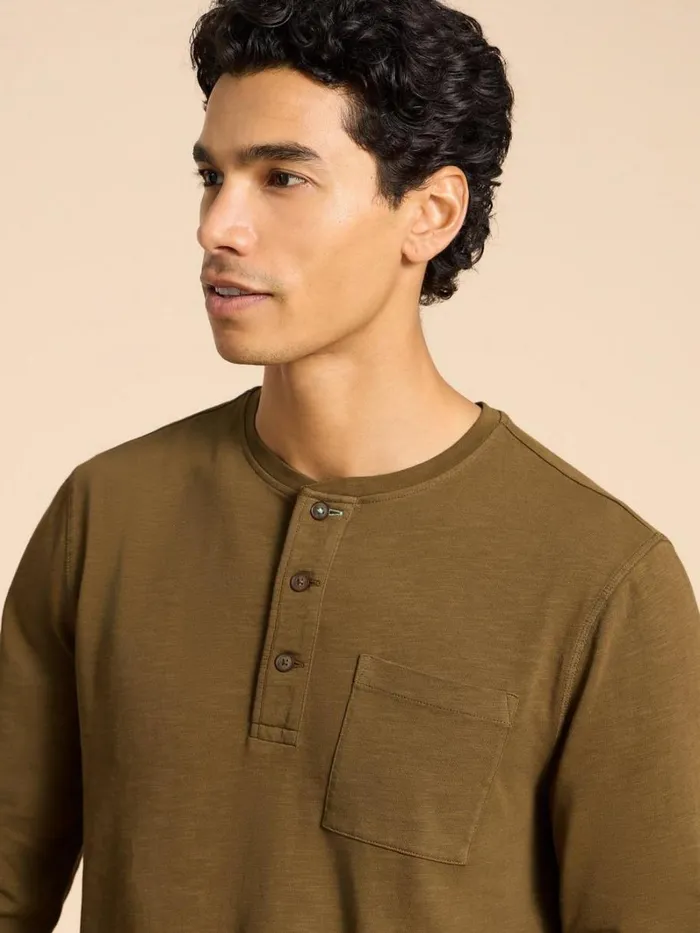 White Stuff TSHIRTS Newton LS Henley Khaki Green 8211 Men White Stuff TSHIRTS Newton LS Henley Khaki Green 8211 Men