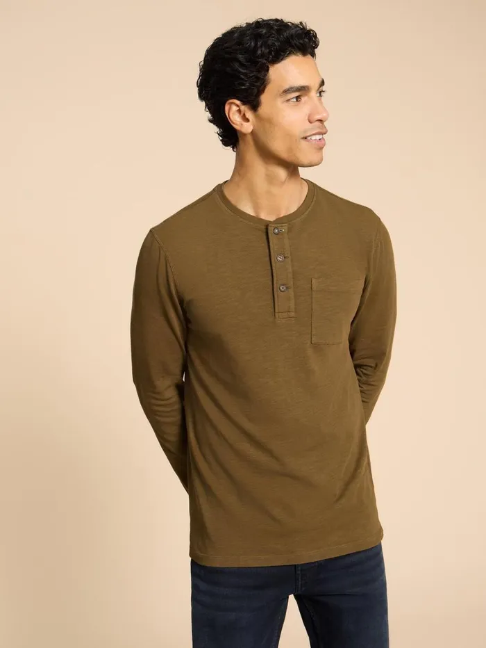 White Stuff TSHIRTS Newton LS Henley Khaki Green 8211 Men White Stuff TSHIRTS Newton LS Henley Khaki Green 8211 Men
