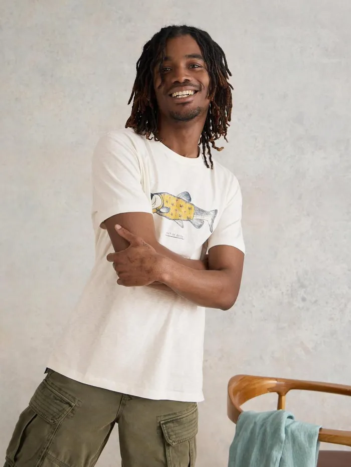 White Stuff TSHIRTS Out Of Offish Graphic Tee White Print 8211 Men White Stuff TSHIRTS Out Of Offish Graphic Tee White Print 8211 Men