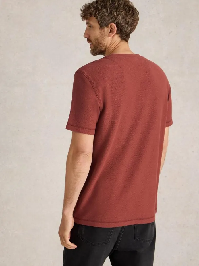 White Stuff TSHIRTS Tenby Textured SS Tee Deep Pink 8211 Men White Stuff TSHIRTS Tenby Textured SS Tee Deep Pink 8211 Men