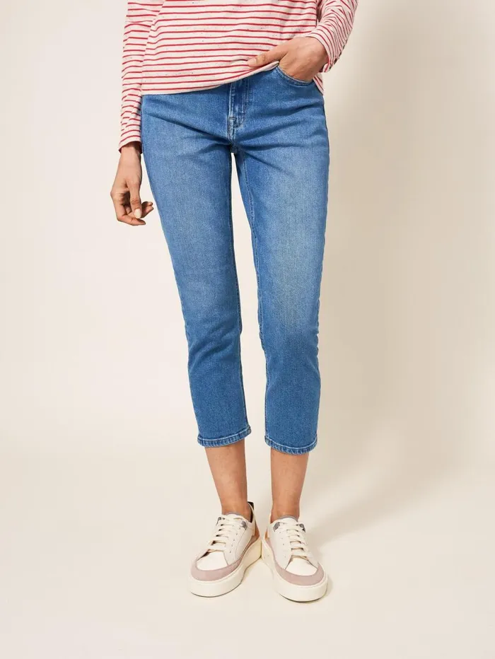 White Stuff TROUSERS Brooke Straight Crop Jean Light Denim 8211 Women White Stuff TROUSERS Brooke Straight Crop Jean Light Denim 8211 Women