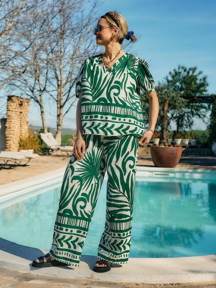 White Stuff TROUSERS Lucinda Eco Vero Wide Trouser Green Print 8211 Women White Stuff TROUSERS Lucinda Eco Vero Wide Trouser Green Print 8211 Women