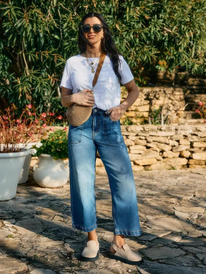 White Stuff TROUSERS Tia Wide Leg Crop Jean Mid Denim 8211 Women White Stuff TROUSERS Tia Wide Leg Crop Jean Mid Denim 8211 Women