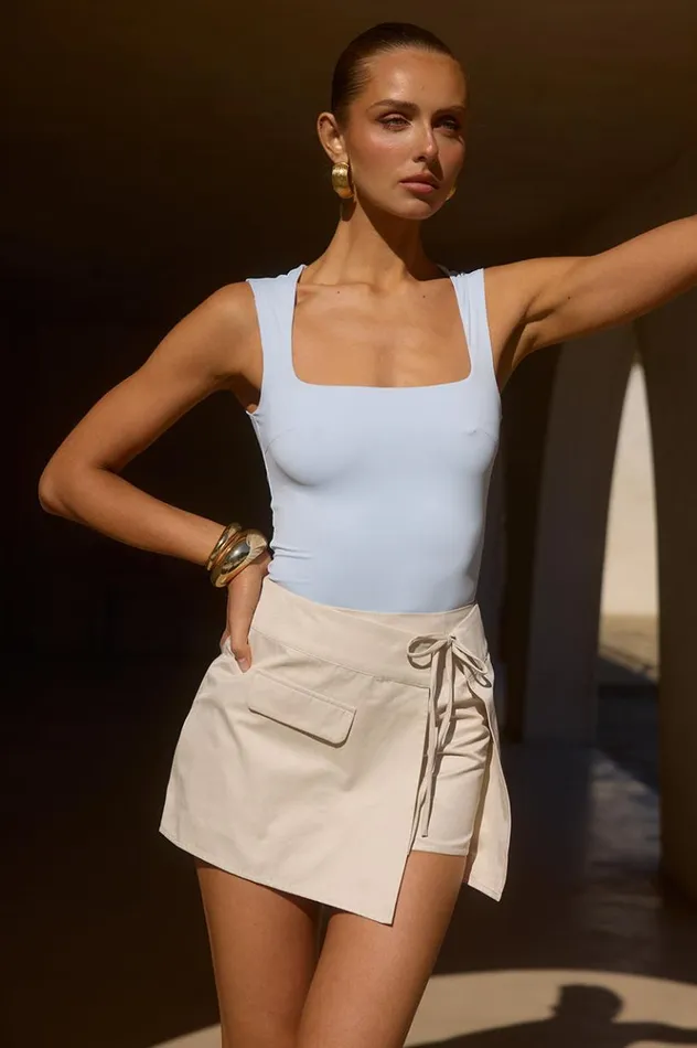 Women Basic Runaway The Label REIGN TOP Ice Blue