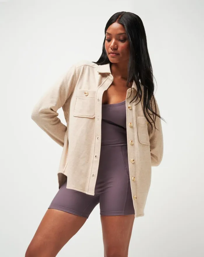 Women CLOUD FLEECE SHACKET Heather Natural TravisMathew Jackets
