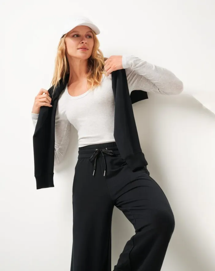 Women CLOUD RIB LONG SLEEVE TOP Heather Light Grey TravisMathew Shirts and Tops