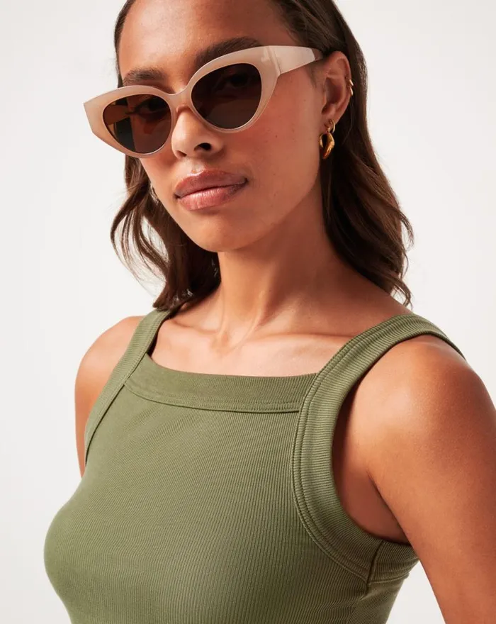 Women CLOUD RIB PINOT TANK Clover TravisMathew Shirts and Tops