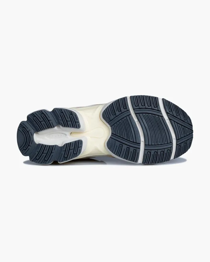 Women Cruyff Sneakers Marato Runner SuedeMesh Crme Women Cruyff Sneakers Marato Runner SuedeMesh Crme