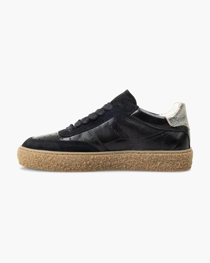 Women Cruyff Sneakers Monumental Lux Blackgold Women Cruyff Sneakers Monumental Lux Blackgold