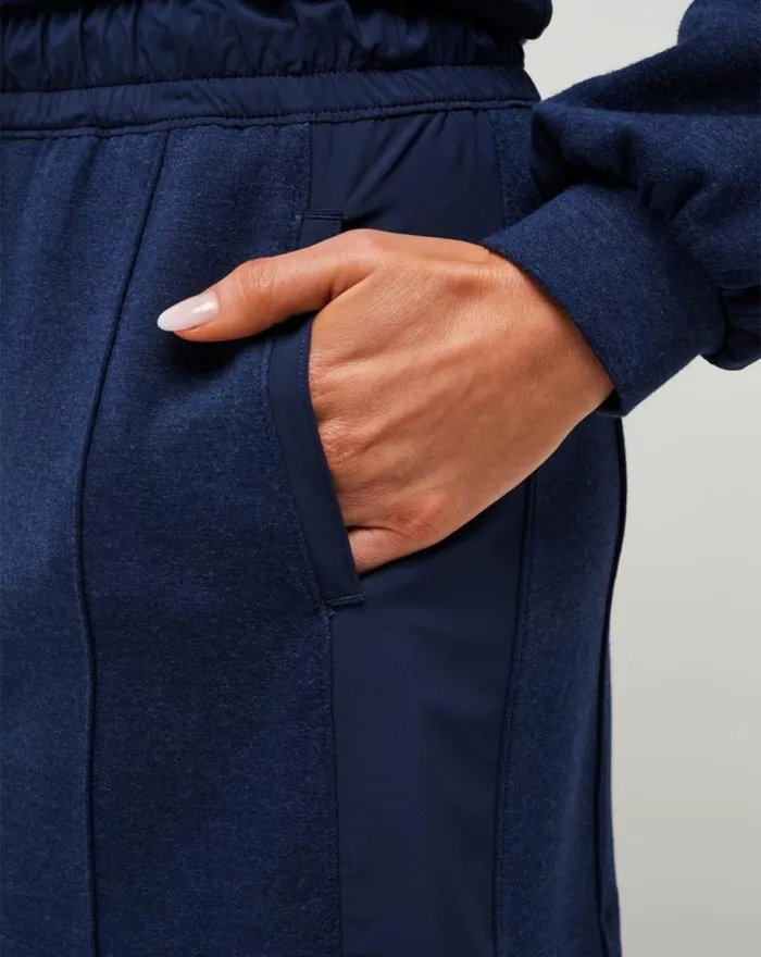 Women DELIGHTFUL SKIRT Heather Navy Blazer TravisMathew Skorts and Skirts