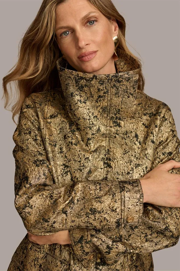 Women Donna Karan Coats And Jackets METALLIC JACQUARD ZIP FRONT JACKET Blackgold Combo