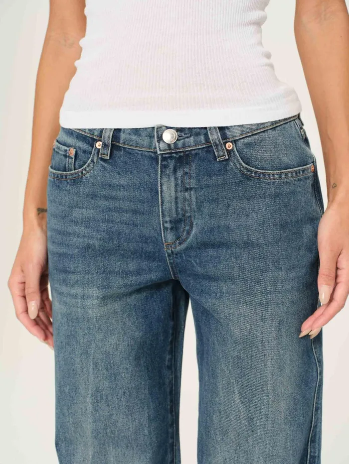 Women Drue Straight Low Rise 32034 Jeans DL1961 Straight