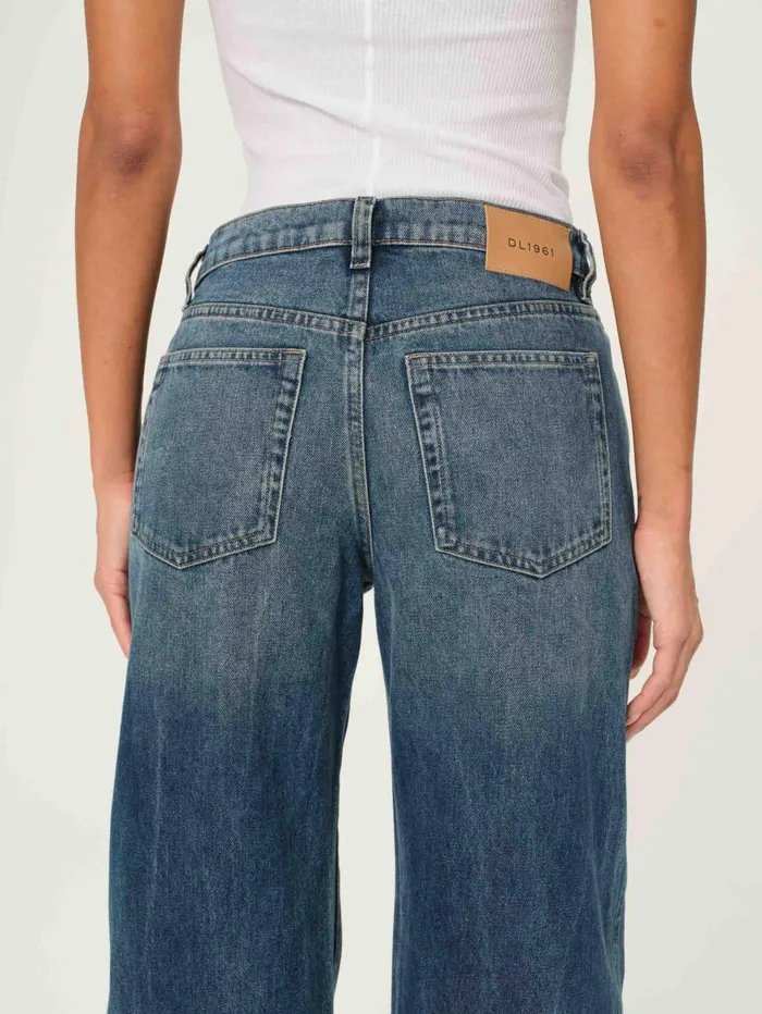 Women Drue Straight Low Rise 32034 Jeans DL1961 Straight