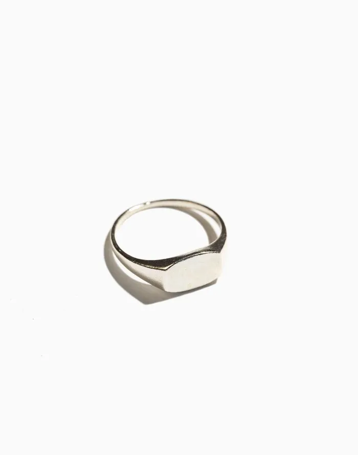 Women Iris 1956 Jewelry Hammered Minimilist Signet Silver Madewell Jewelry