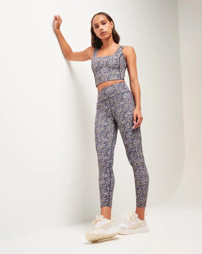 Women JETSET MINDSET 20 TANK Cream Multi TravisMathew Active Tops