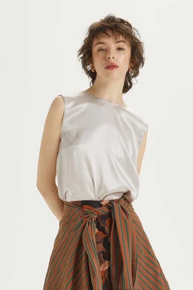 Women Malparmi Tshirts And Tops Silk Satin Top Light Grey