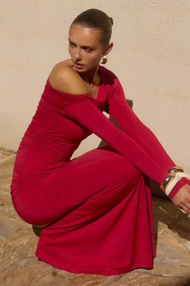 Women Maxi Dresses Runaway The Label VESSA MAXI DRESS Cherry Red