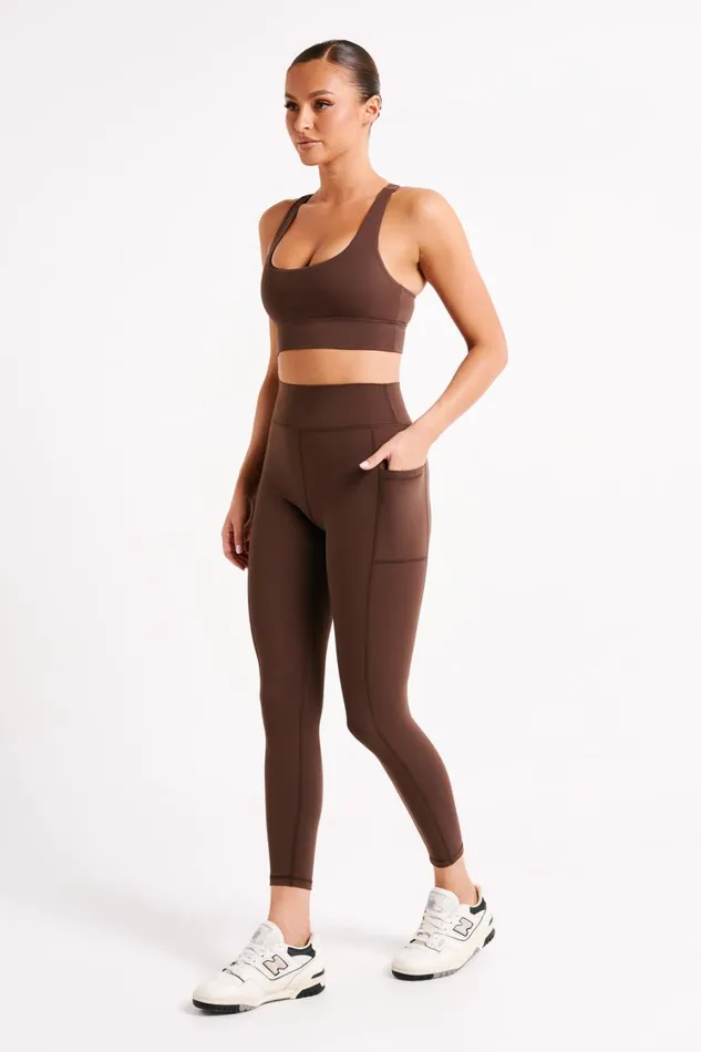 Women Meshki Bottoms Briar V Back Leggings With Pockets 8211 Dark Chocolate