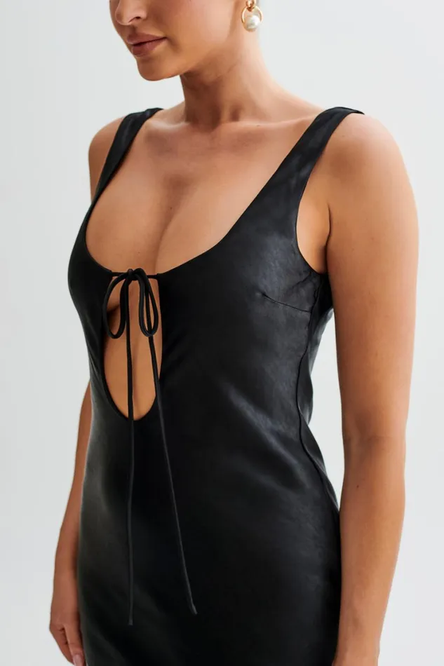 Women Meshki Dresses Aubrie Keyhole Satin Maxi Dress 8211 Black