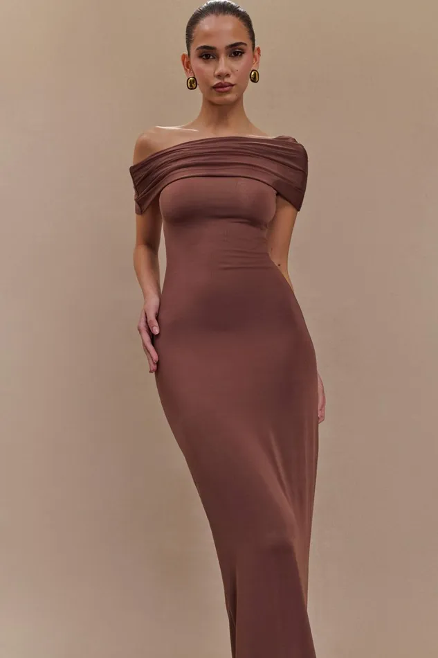 Women Meshki Dresses Cassandra Off Shoulder Slinky Maxi Dress 8211 Chocolate