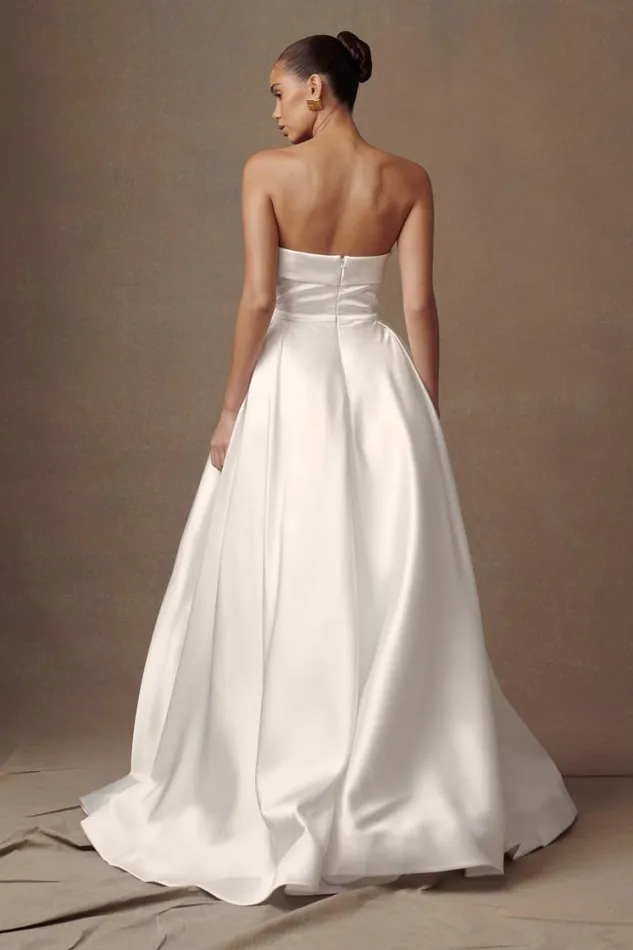 Women Meshki Dresses Eileen Strapless Wedding Gown 8211 White
