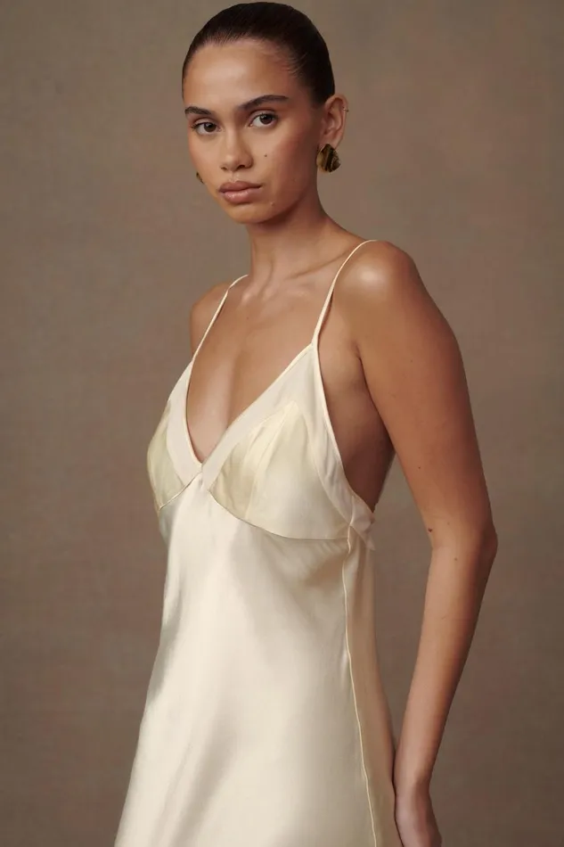 Women Meshki Dresses Evelyn Iridescent Satin Maxi Dress 8211 Lemon Sorbet