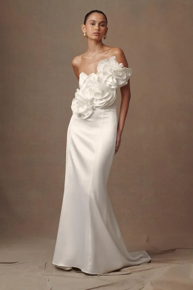 Women Meshki Dresses Olivia Strapless Satin Rose Wedding Gown 8211 White