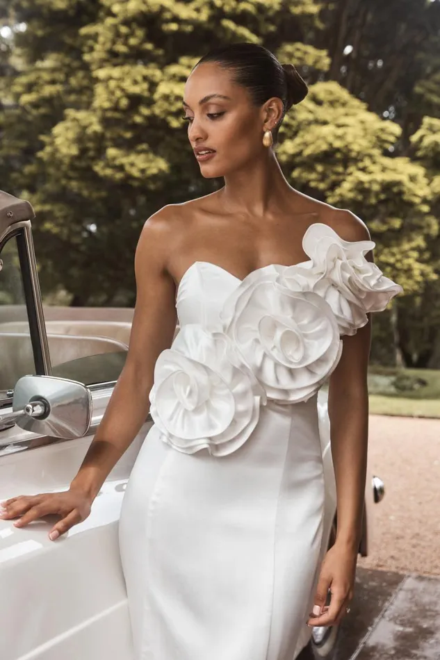Women Meshki Dresses Olivia Strapless Satin Rose Wedding Gown 8211 White