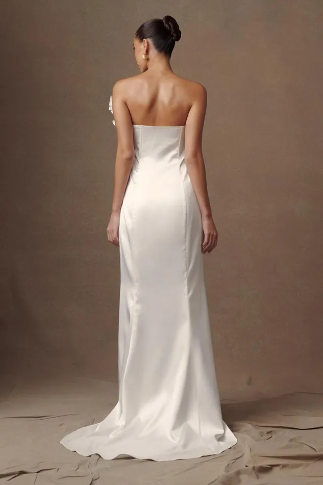 Women Meshki Dresses Olivia Strapless Satin Rose Wedding Gown 8211 White