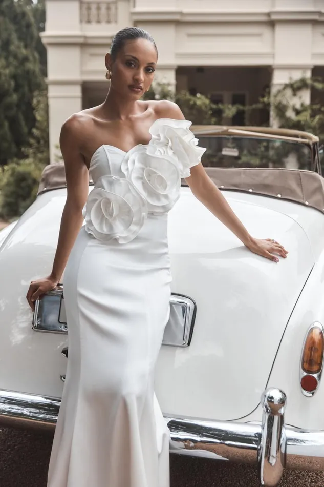 Women Meshki Dresses Olivia Strapless Satin Rose Wedding Gown 8211 White