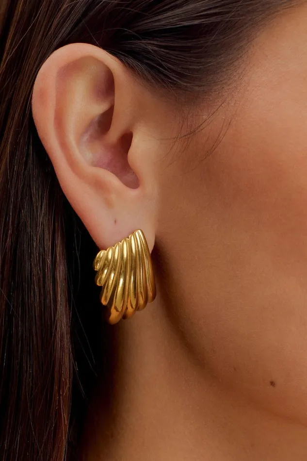 Women Meshki Jewellery Olympia Textured Square Earrings 8211 Gold