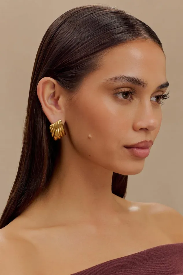 Women Meshki Jewellery Olympia Textured Square Earrings 8211 Gold