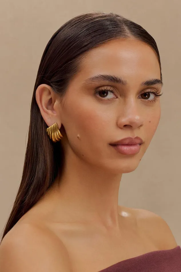 Women Meshki Jewellery Olympia Textured Square Earrings 8211 Gold