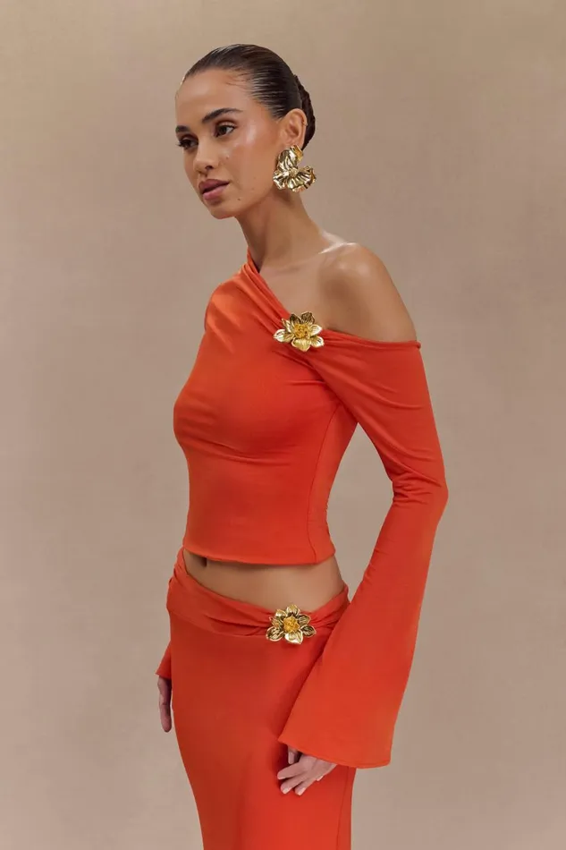 Women Meshki Tops Ainsley Asymmetrical Long Sleeve Top With Floral Hardware 8211 Burnt Orange