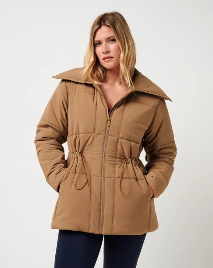 Women MONT BLANC LONG PUFFER Tigers Eye TravisMathew Jackets
