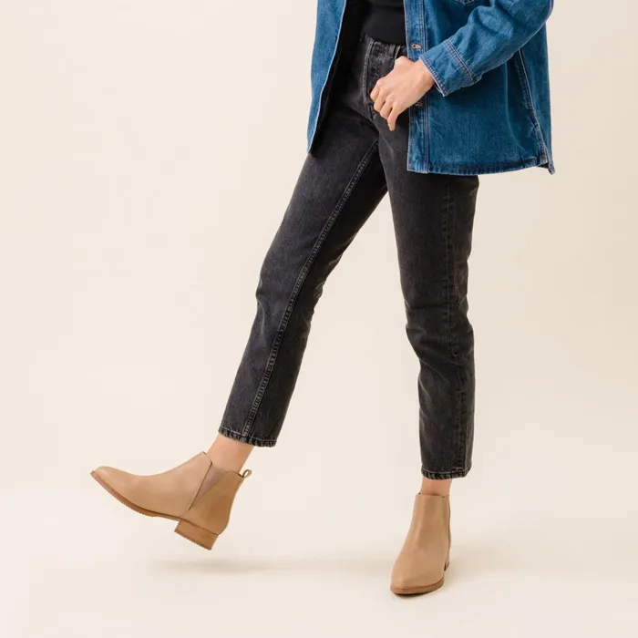 Women Nisolo Boots Eva Everyday Chelsea Boot Almond