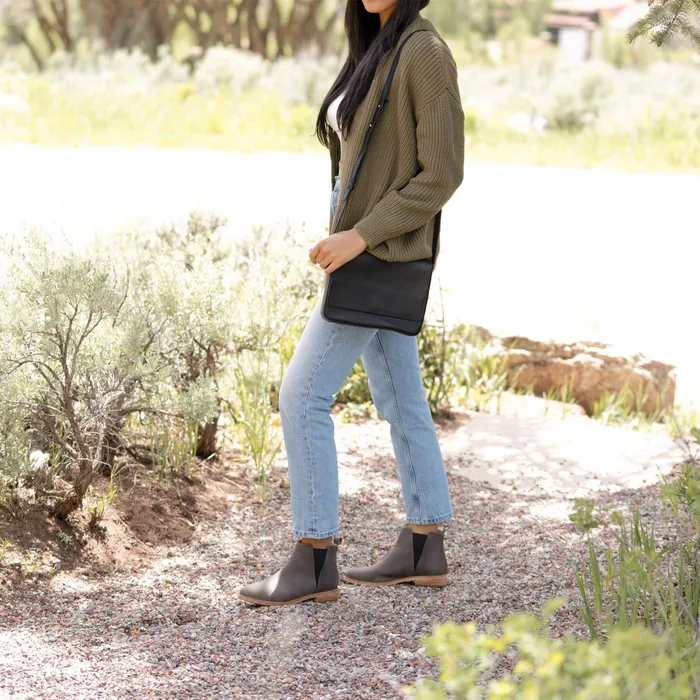 Women Nisolo Boots Eva Everyday Chelsea Boot Grey