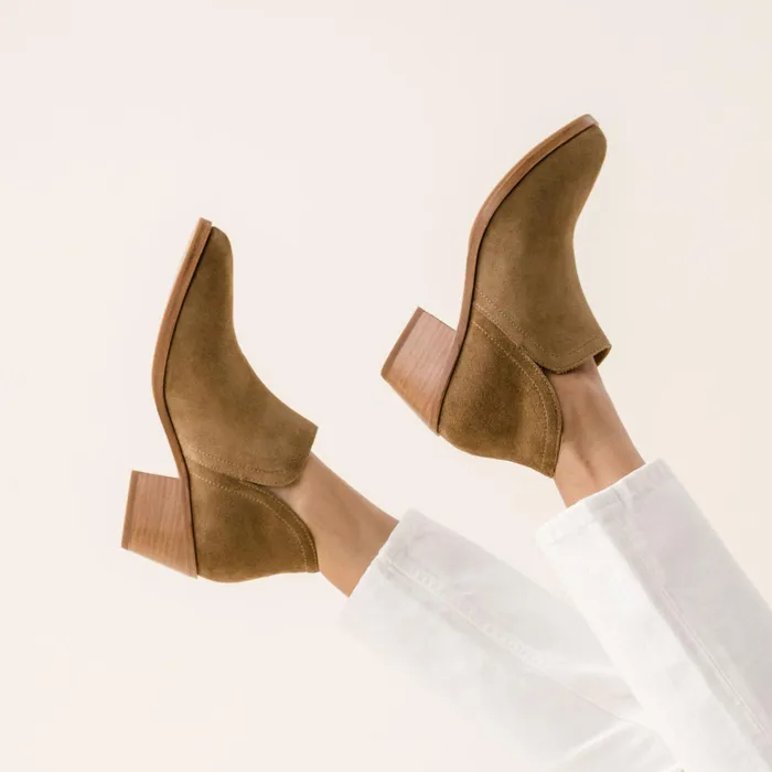 Women Nisolo Boots Mia Everyday Ankle Bootie Taupe Suede