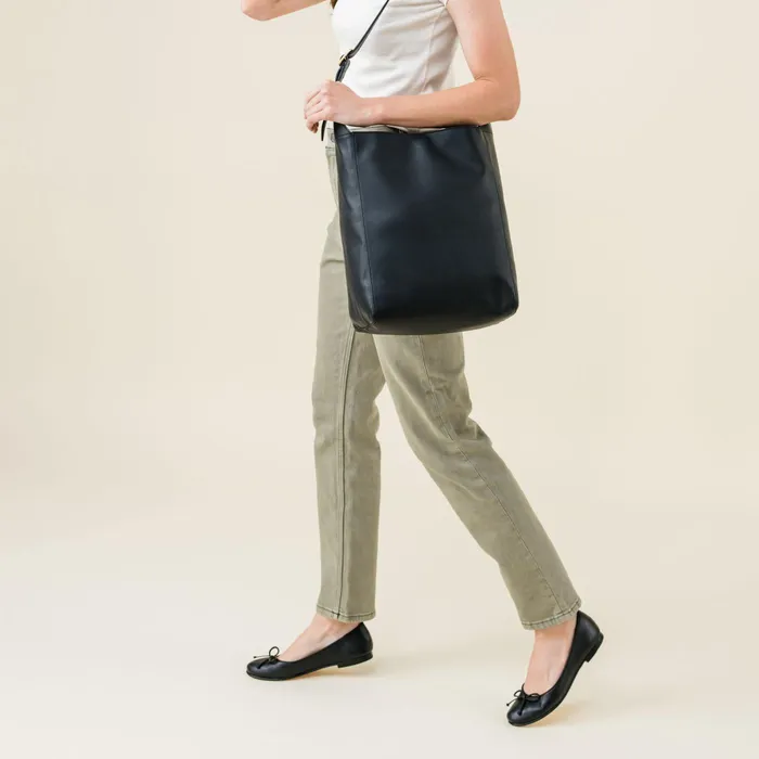Women Nisolo Flats and Slip Ons Bea GoTo Ballet Black