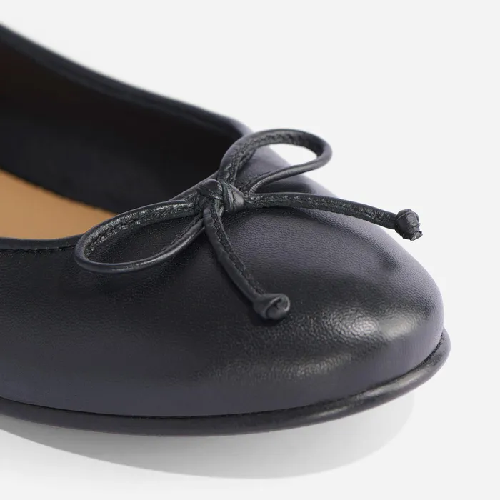 Women Nisolo Flats and Slip Ons Bea GoTo Ballet Black