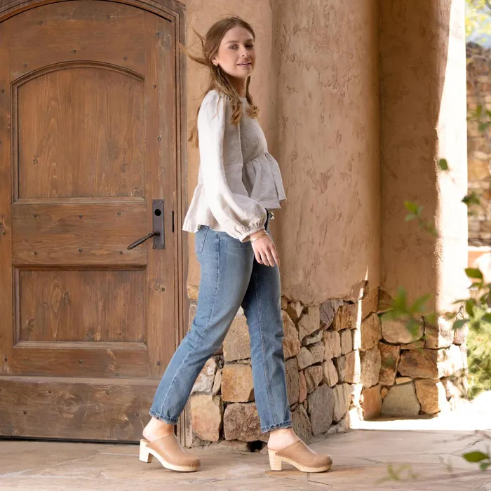 Women Nisolo Heels AllDay Heeled Clog Almond