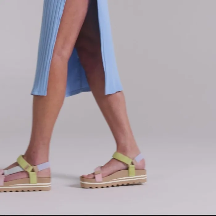 Women Reef Sandals Cushion Rem Hi Lotus Suede Women Reef Sandals Cushion Rem Hi Lotus Suede