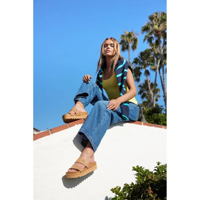 Women Reef Sandals Cushion Vista Hi Tan Wicker Women Reef Sandals Cushion Vista Hi Tan Wicker