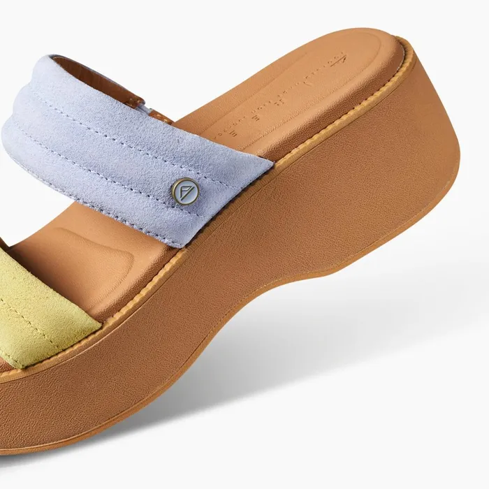 Women Reef Sandals Lofty Lux Hi Meringue