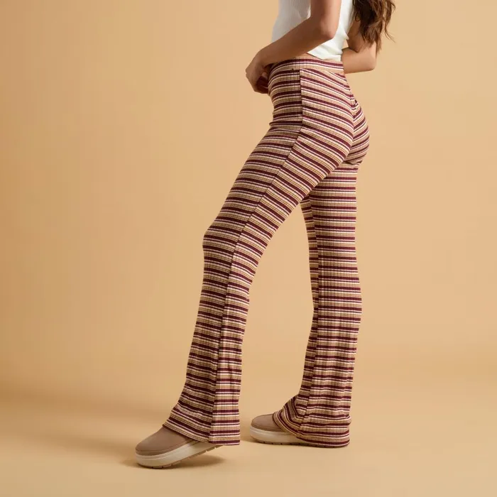Women Reef Shorts Pants and Skirts Jewels Flare Pant Port