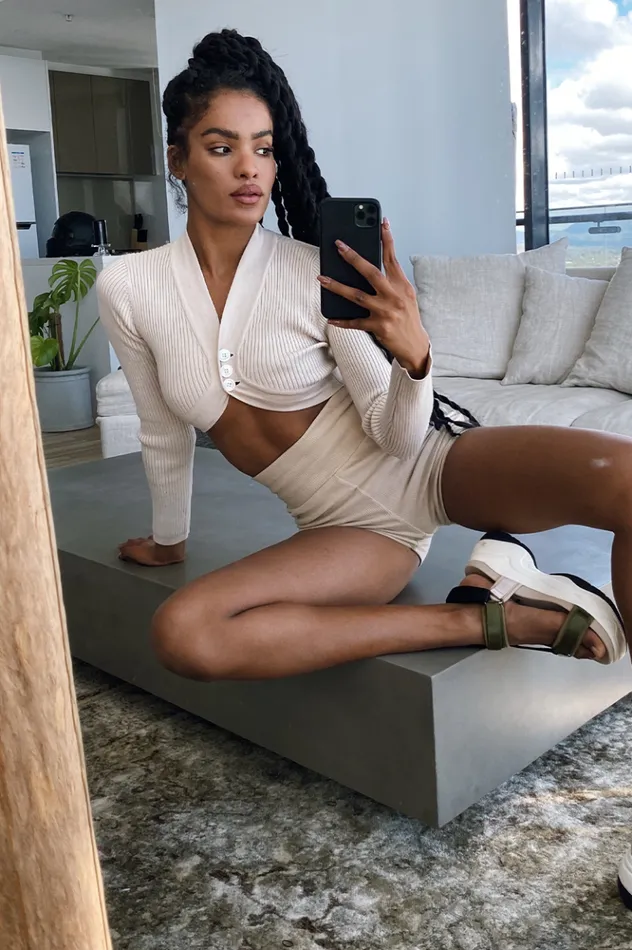 Women Shorts Runaway The Label Aisha Short Sand Women Shorts Runaway The Label Aisha Short Sand