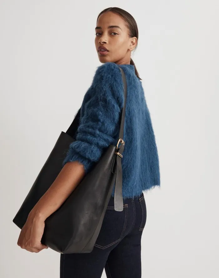 Women The Essential Bucket Tote True Black Madewell Bags
