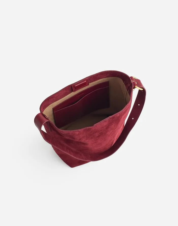 Women The Essential Medium Bucket Tote Deep Merlot Madewell Bags